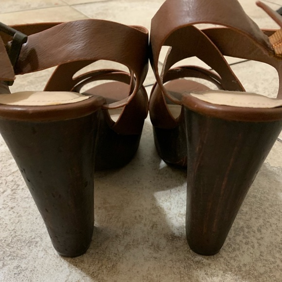 Tan heels 🛑 - Picture 7 of 7